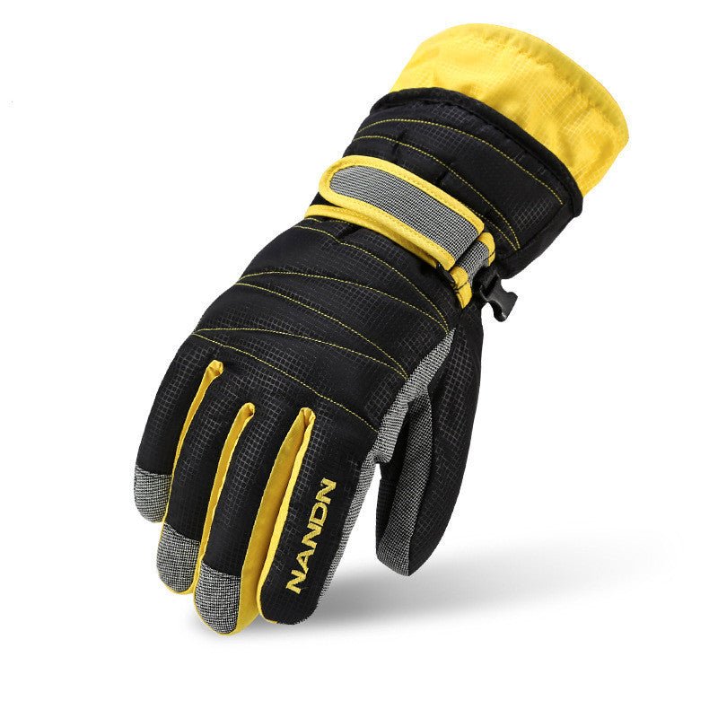MaxProtect™ Winter Tech Gloves — Stay Warm, Stay Connected