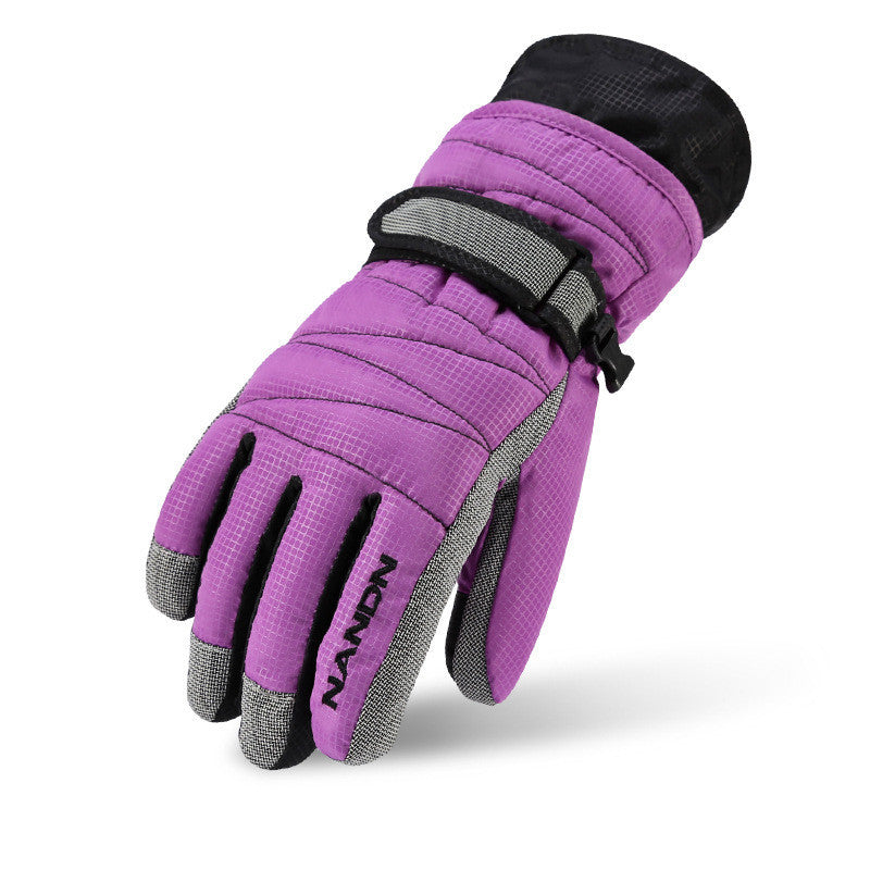 MaxProtect™ Winter Tech Gloves — Stay Warm, Stay Connected
